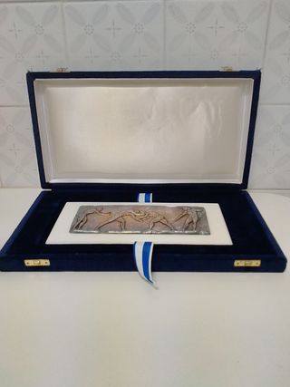 Reproducción en plata de Kouros