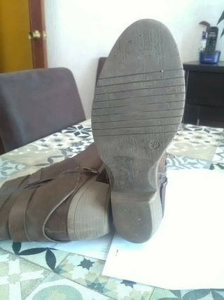 Botines estilo campero 