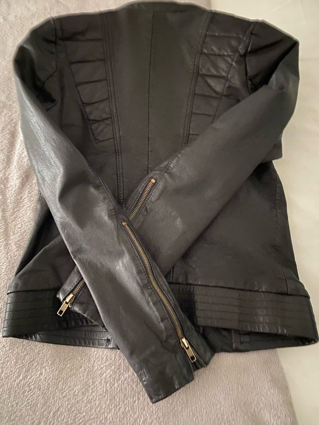 chaqueta motera cuero