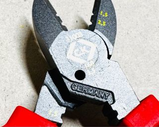 CK TOOLS 31008  Alicate Corte Universales 160MM