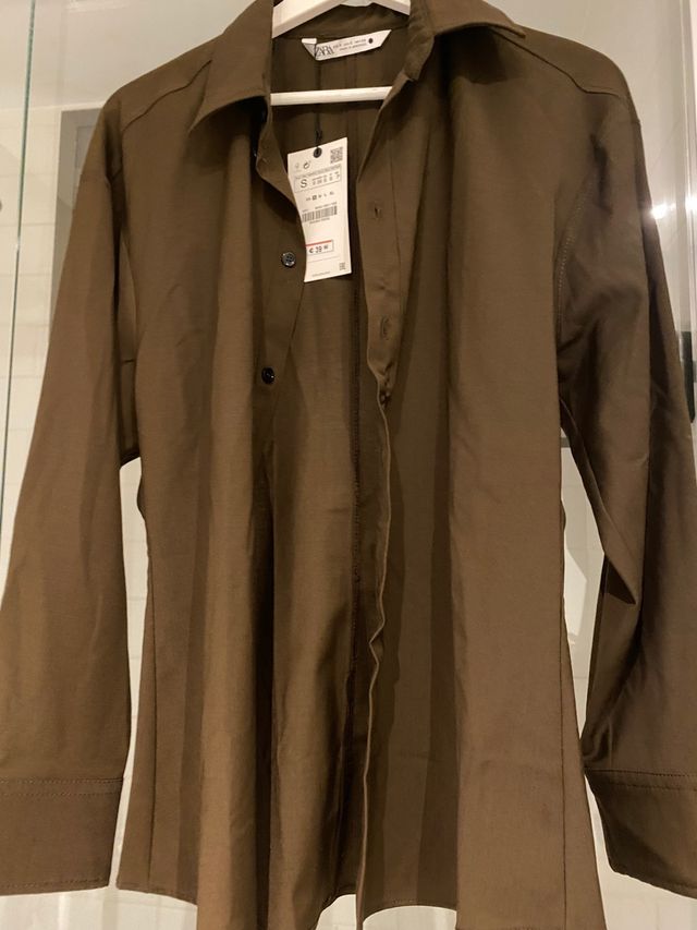 Camisa Zara. Marron. Talla S. Nueva con etiqueta