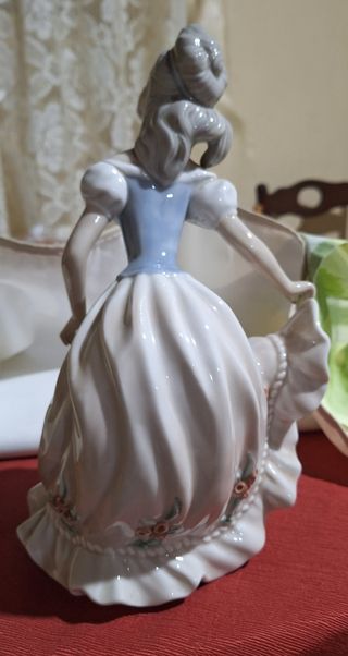 2 preciosas figuras vintage