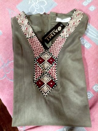 Vestido verde piel de melocotón,nuevo sin estrenar