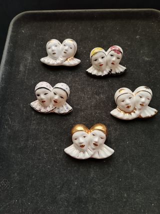 BROCHES. de PORCELANA
