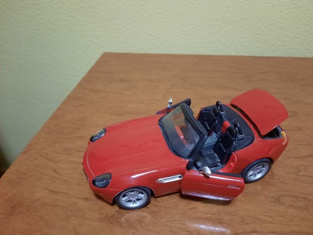 Coches de juguete-exposicion