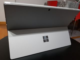 Surface pro 7