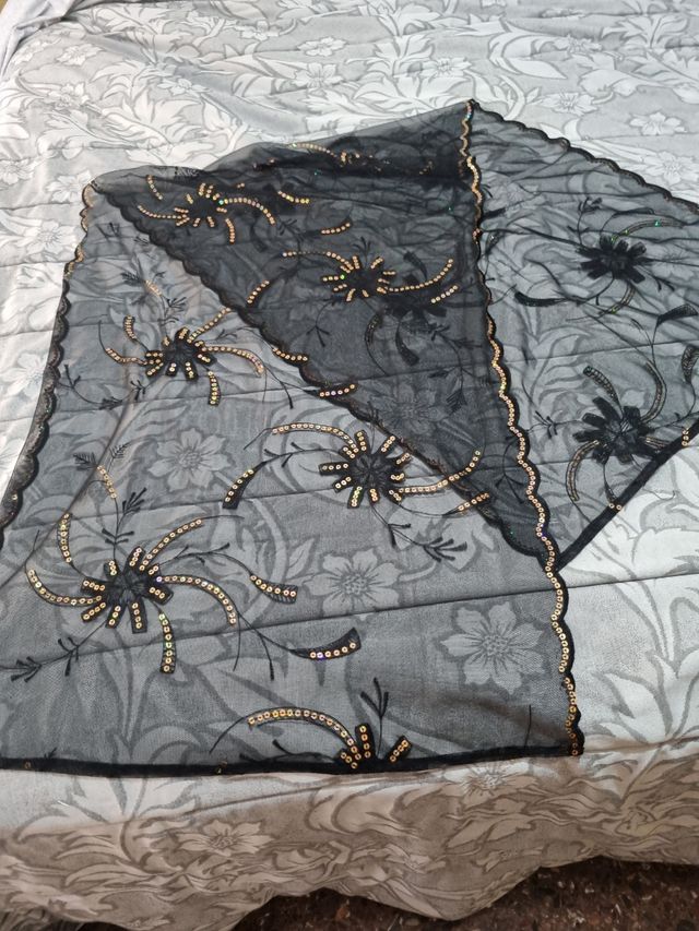 Foulares y pañuelos nuevos sin estrenar