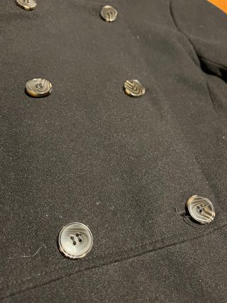 Abrigo de paño negro