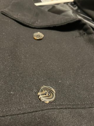 Abrigo de paño negro