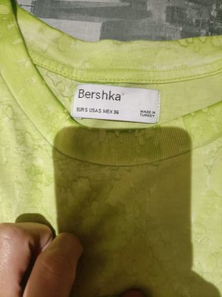 Camiseta Bershka