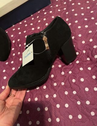Botines negros a estrenar. NUEVOS.