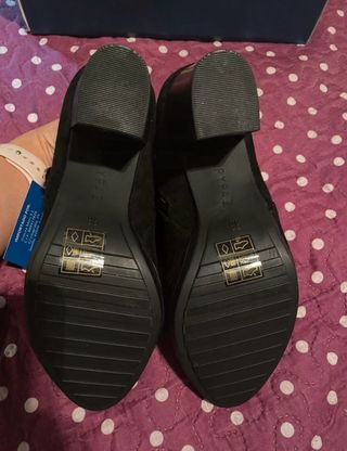 Botines negros a estrenar. NUEVOS.