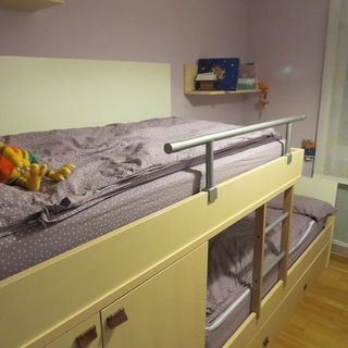 Habitacion literas y armarios infantil