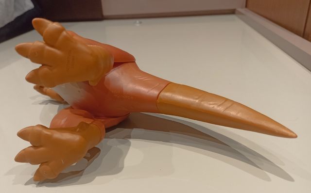 Figura articulada dinosaurio "EVDA"