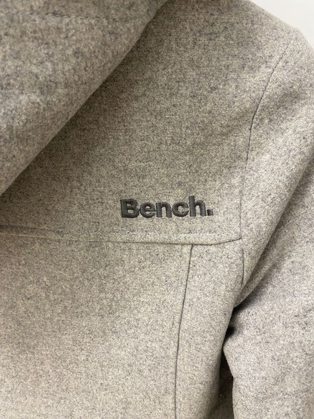 Abrigo gris Bench