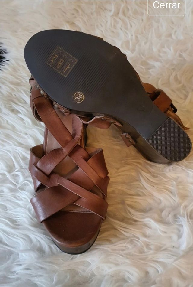 Sandalias tiras, cuña, piel, marca Unit.