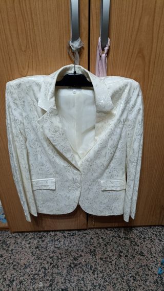 Chaqueta tipo traje 