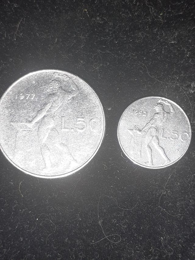 Monete 50 lire anche con testa piccola
