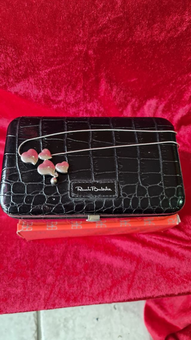 Portagioie con collana