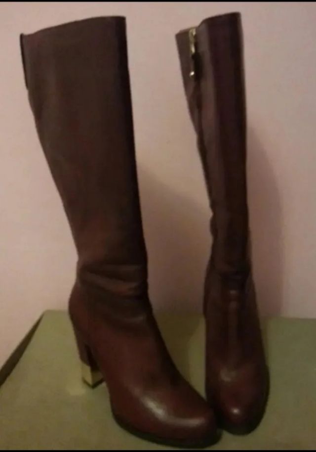 Botas de piel