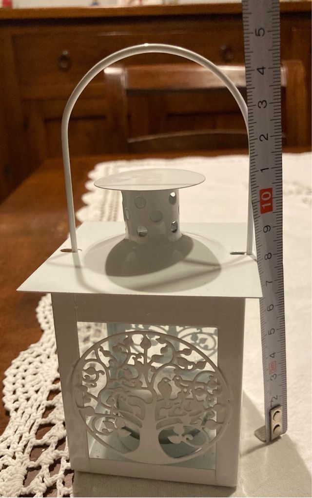 Due Lanterne in metallo e vetro