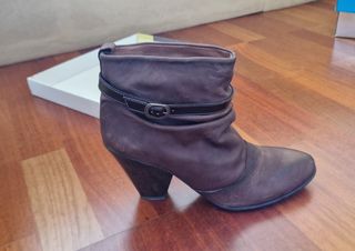Botines piel marrones Hispanitas