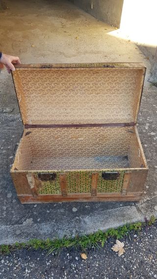 Arca o baúl antiguo