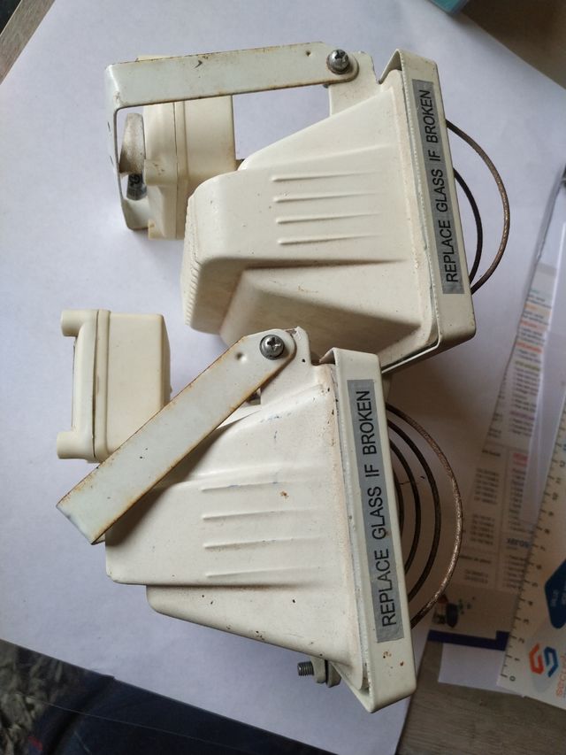 Focos halógenos exterior