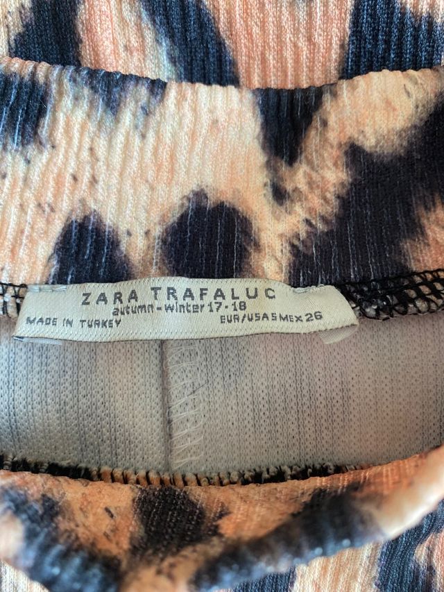 Camiseta-sudadera animal print Zara