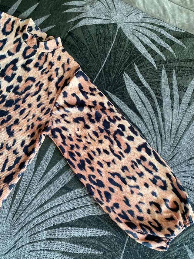 Camiseta-sudadera animal print Zara