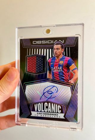XAVI HERNANDEZ /15 TOPPS AUTO PANINI FIRMA PATCH