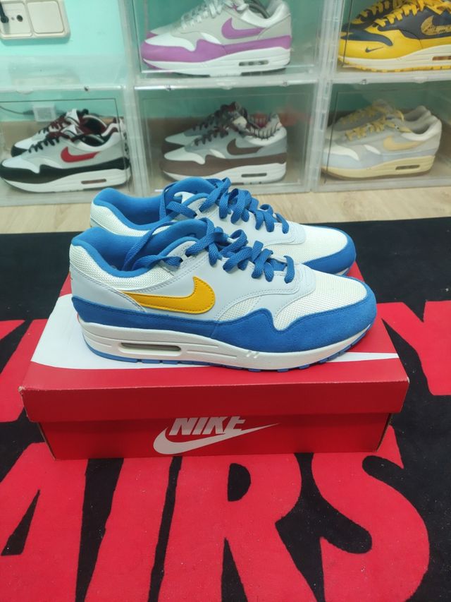 NIKE AIR MAX 1 SIGNAL BLUE