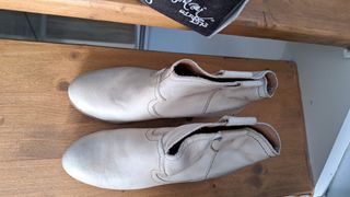 Botines piel de búfalo. Talla 40.