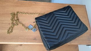Bolso cadenita Parfois. 