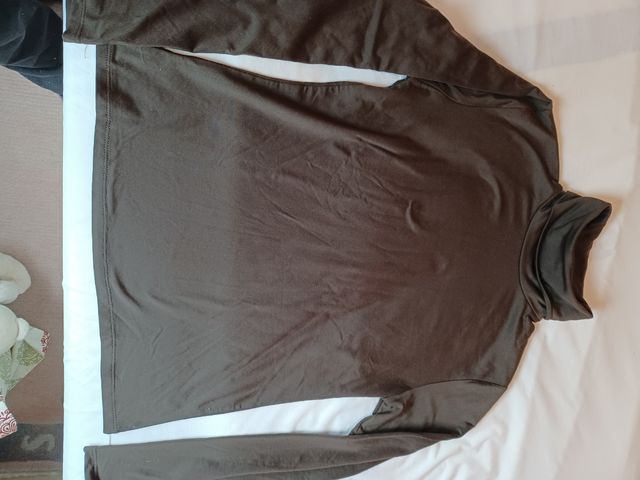 Suéter térmico elástico marrón 