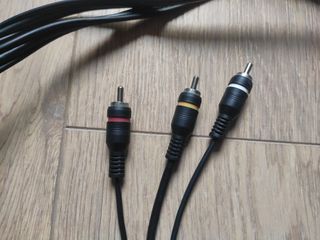 Cable de audio video 3 RCA