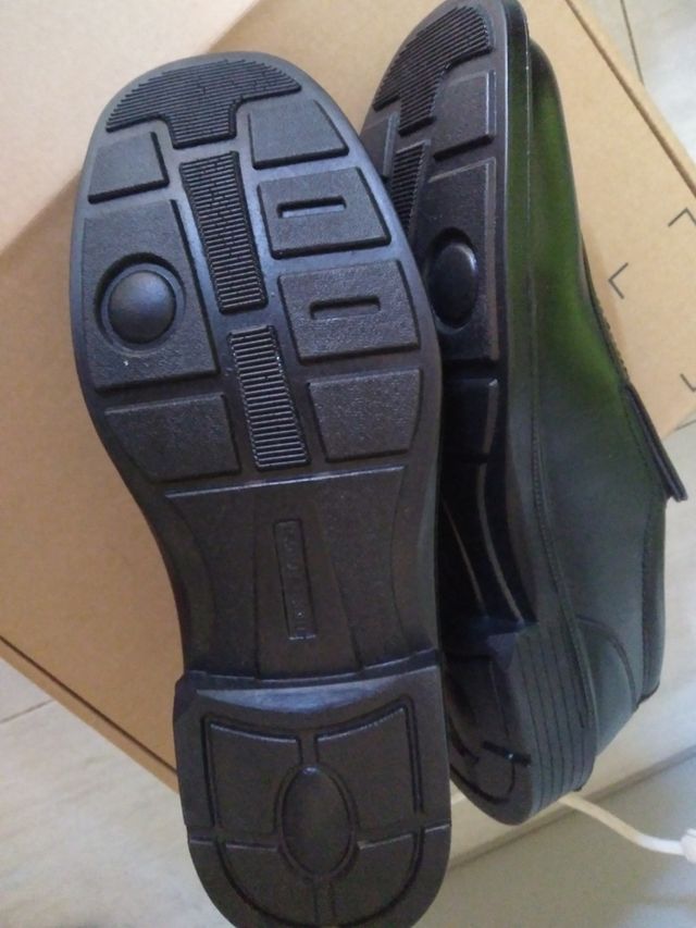 Zapatos nuevos 45