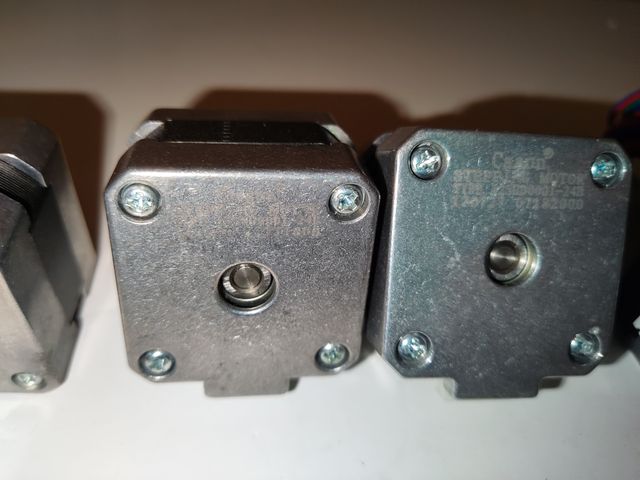 Lotto motori nema cnc stampoanti 3D 5 pezzi