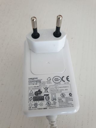 ADAPTADOR DE CORRIENTE 