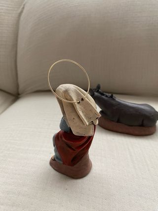 NACIMIENTO EN BARRO LIENZADO 6 FIGURAS. ARTESANÍA