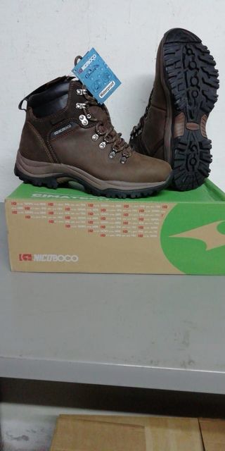 Botas montaña Nico Boco