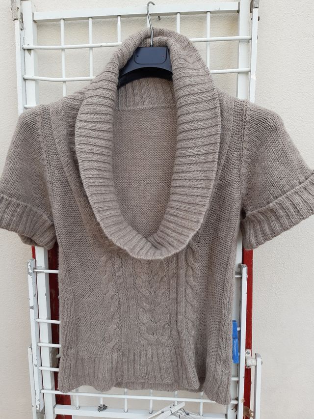 Maglioni collo alto o aperto al collo