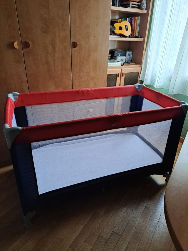 Cuna viaje plegable Giordani con colchón 