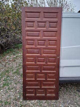 Puerta de madera de cuarterones pino maciza