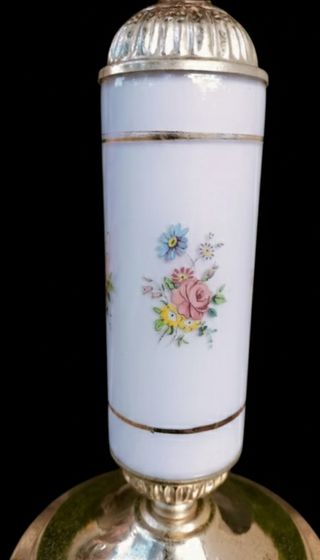 ANTIGUA LAMPARA DE SOBRE MESA -