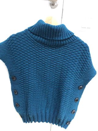 Lote 4 jerseys mujer, talla L