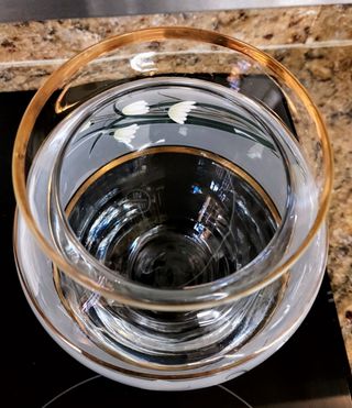 Elegante e discreta jarra vintage