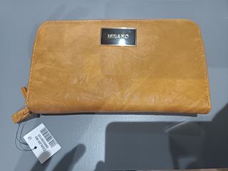 Cartera Misako