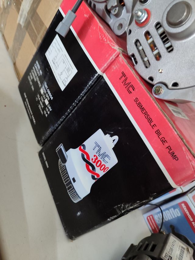 Bombas de achicar náutico