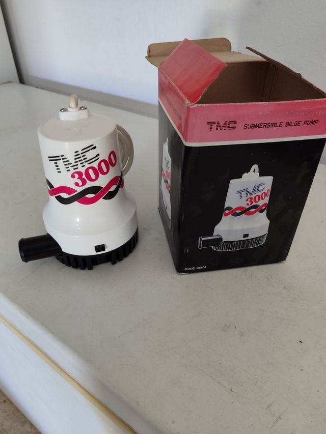 Bombas de achicar náutico